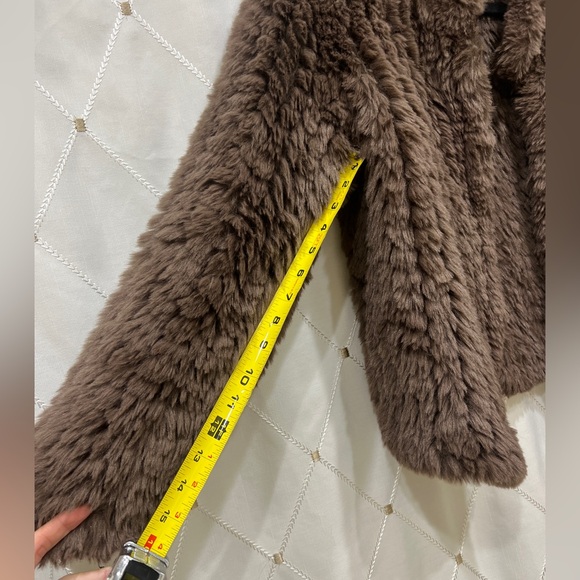 Heartloom Teddy Fur Jacket - Picture 8 of 11